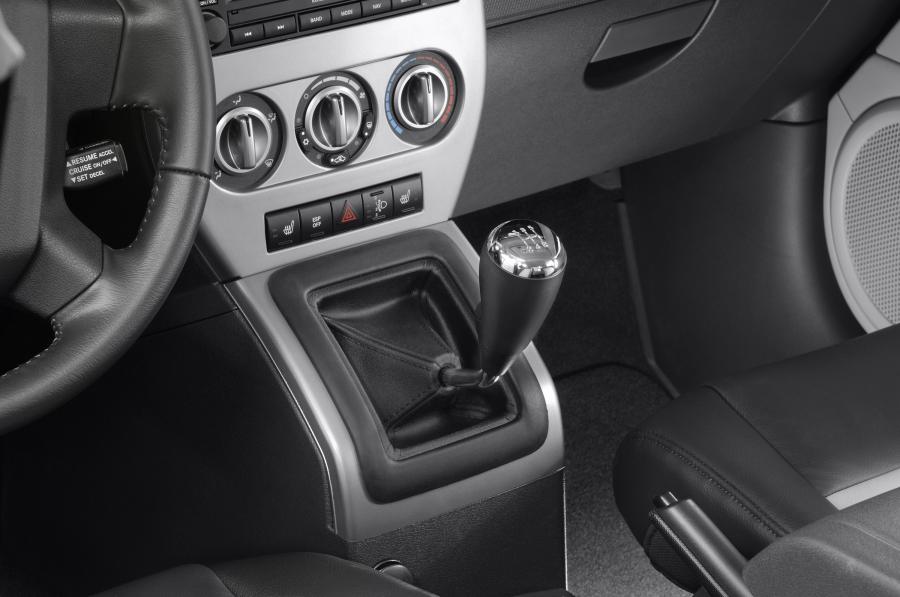  Jeep Compass 2007 года  (фото 64 из 100)